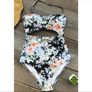 CupShe floral Swimsuit w/Cut Out, Removable Halter, 2 Back Ties - Size Medium